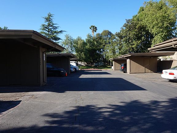 4th image of 5385 Fig Grove Ct