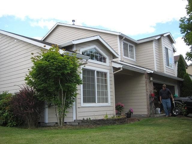 1st image of 16010 SW Dewberry Ln