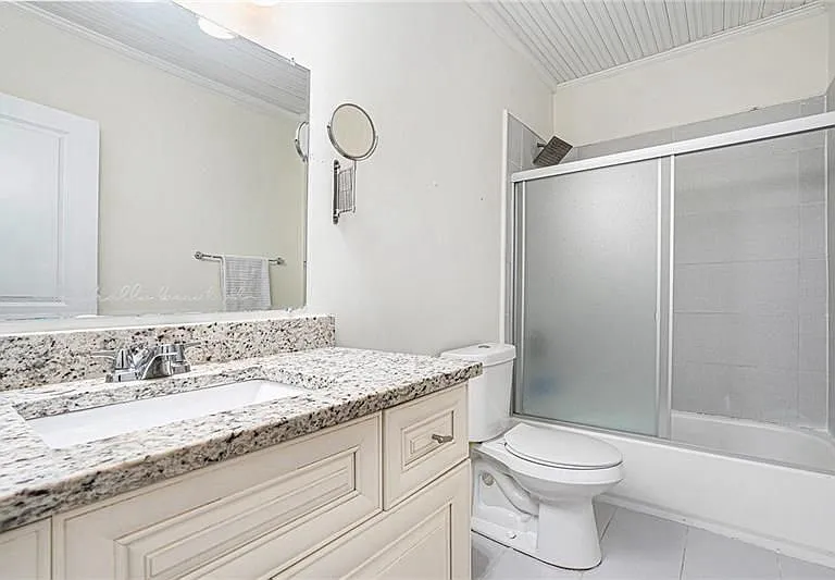 264 Wellington St SW — Photo 20