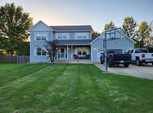 2745 Rosemary Ct, Decatur, IL 62521