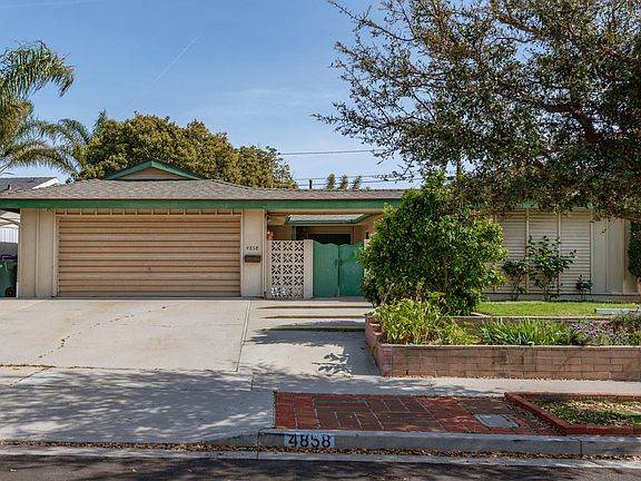2nd image of 4858 Aurora Dr