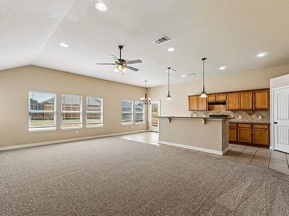 5th image of 9528 SW 25th St