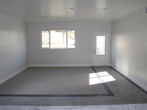 Family Room/Entryway