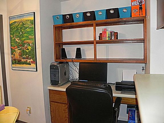 2nd image of 2401 Sycamore Ave APT D8