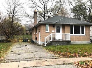 12 Roosevelt Ave, Ajax, ON L1S2L2