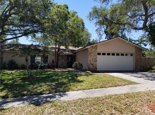 11488 Robert Dr, Seminole, FL 33778
