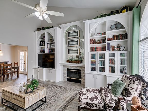 5th image of 1608 Aspen Meadows Dr