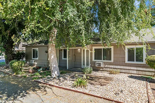 524 9th St Photo 1