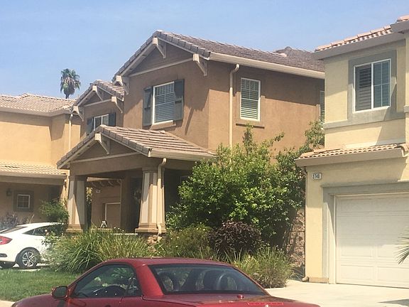 3rd image of 2746 Lavender St