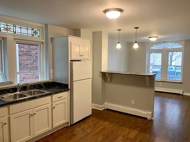 114 E James St #1 — Photo 3