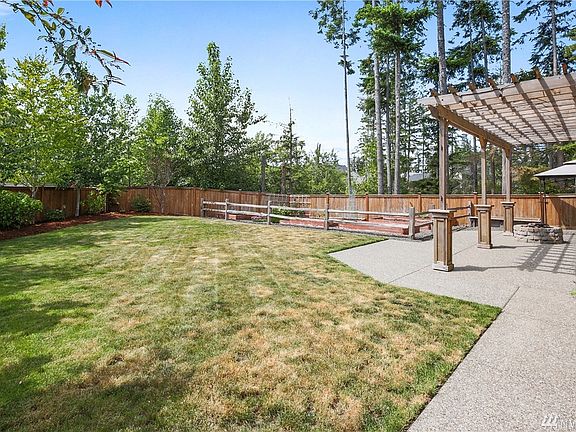 4th image of 222 Pickford Pl SW