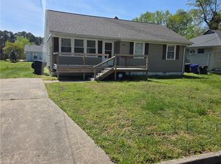 100 Dahlgren Ave #B, Portsmouth, VA 23702