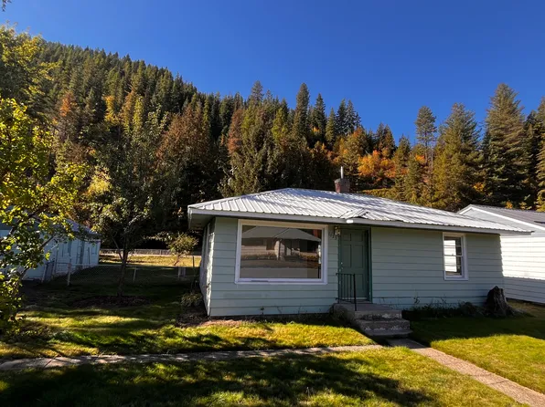 1023 E Larch Ave, Osburn, ID 83849