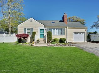 347 17th Ave, Brick, NJ 08724