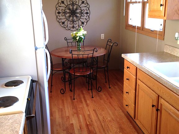 3rd image of 3138 S 52nd St