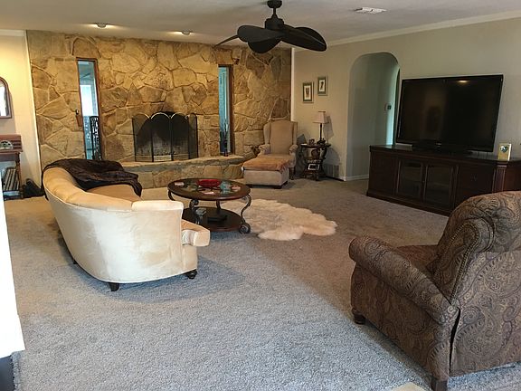 2nd image of 955 County Road 1304