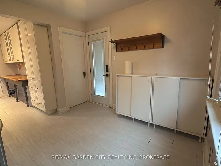 56 South Dr — Photo 12