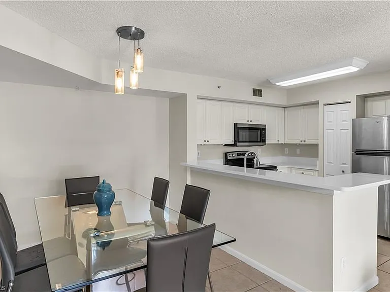 1230 Wildwood Lakes Blvd #105 — Photo 13