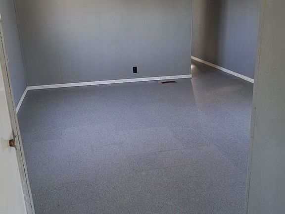 5th image of 209 S Avenue B Trailer 29