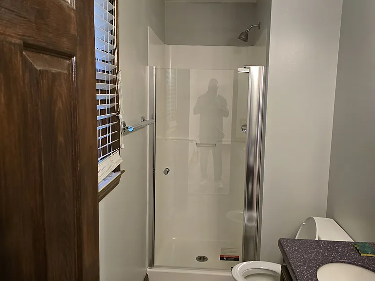 102 Woodgreen Dr — Photo 9