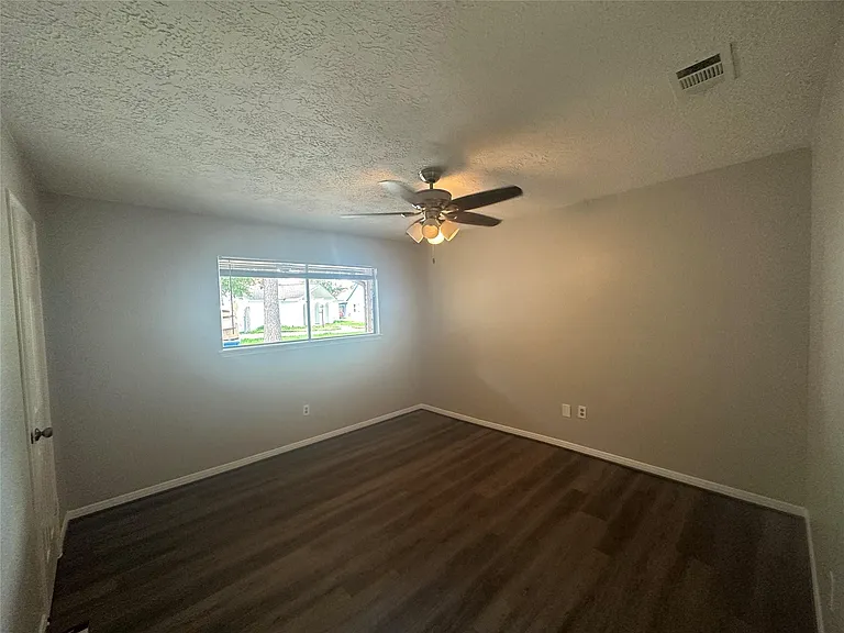 29031 Elmwood Dr — Photo 16