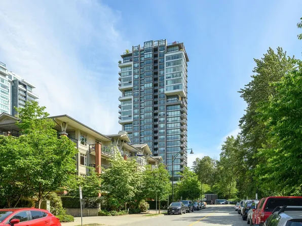 301 Capilano Rd #405, Pt Moody, BC V3H 0G6