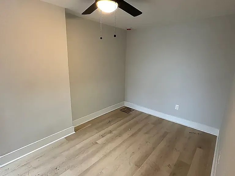 104 N Franklin St — Photo 7