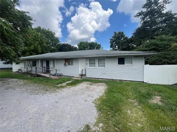 1322 Leland St, Collinsville, IL 62234