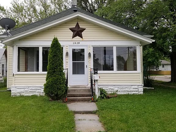 2nd image of 1629 2nd Ave