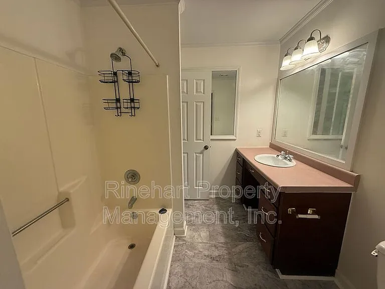 1110 Chandler Dr #101 — Photo 7