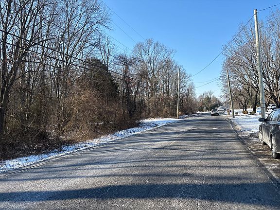 4th image of 1247 Little Mill Rd