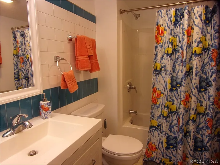 8856 W Arber Ct — Photo 15