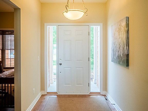 5th image of 62795 Shorewood Ln