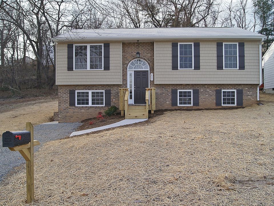 1st image of 800 Hill Ave