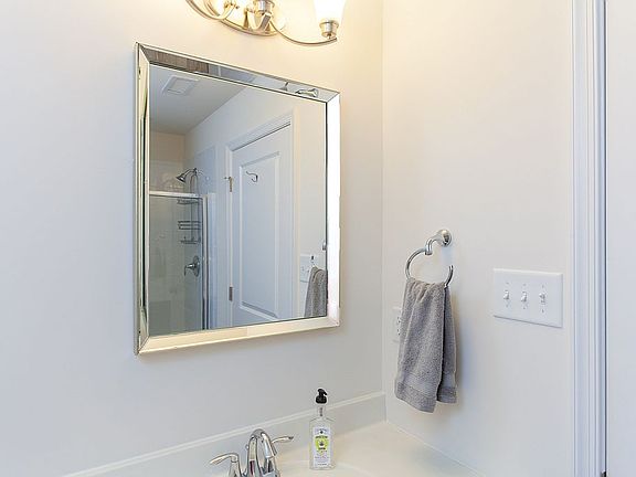 4th image of 3911 Liesfeld Pl