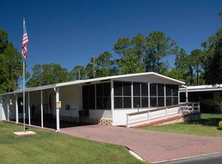 942 Blue Heron Blvd, Osteen, FL 32764