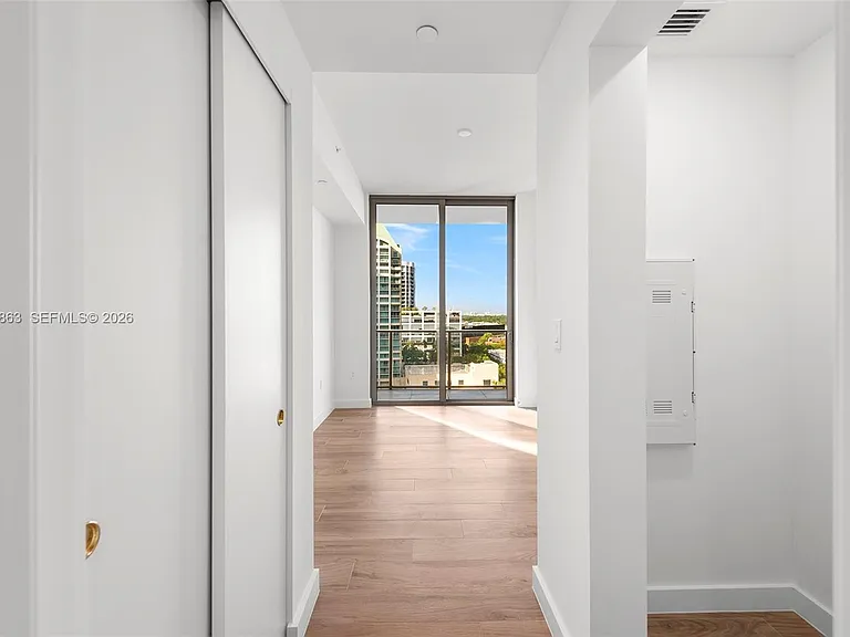2678 Tigertail Ave #1005 — Photo 11