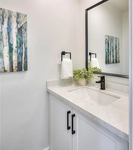 144 Jansen Ave #5 — Photo 5