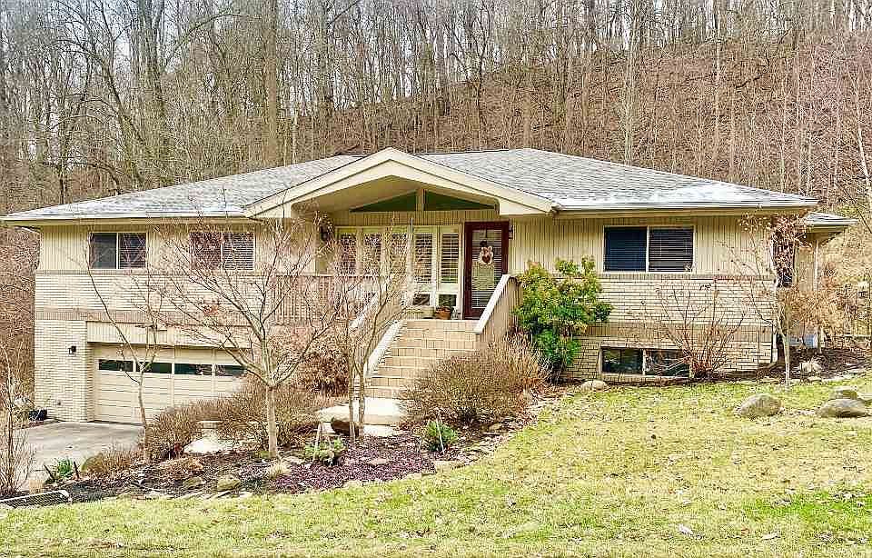 1st image of 29 Woodhaven Dr