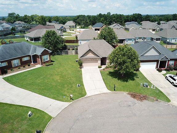 2nd image of 120 Copper Ct