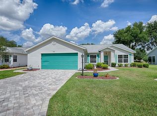 25309 River Crest Dr, Leesburg, FL 34748
