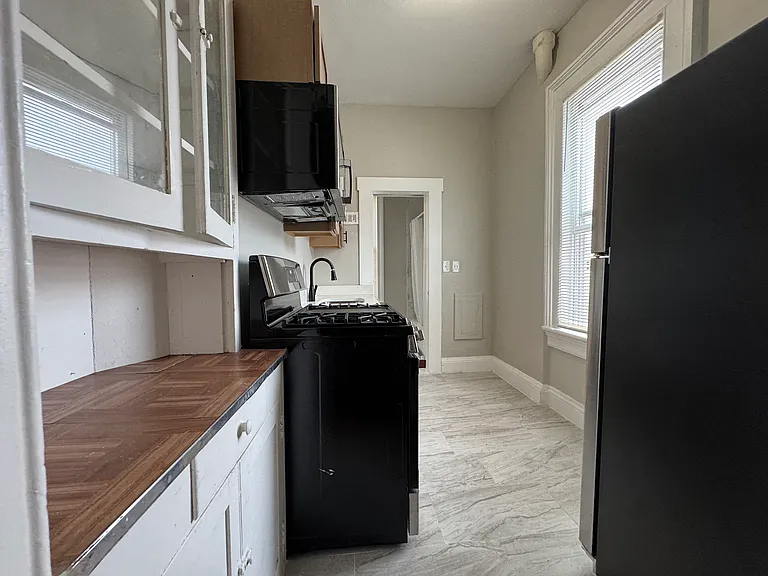 6A8 Elm St #A8 — Photo 3