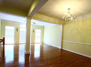 8091 Samuel Wallis St, Lorton, VA