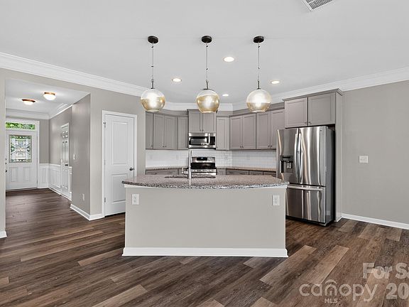 5th image of 14943 Savannah Hall Dr