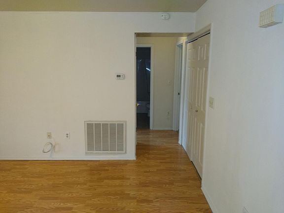 5th image of 746 Spruce St #A