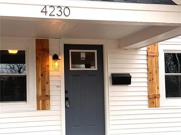 3rd image of 4230 N Winthrop Ave
