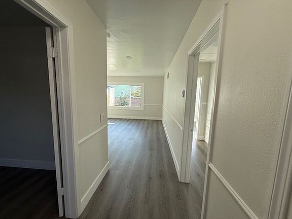 3rd image of 9272 Imperial Ave