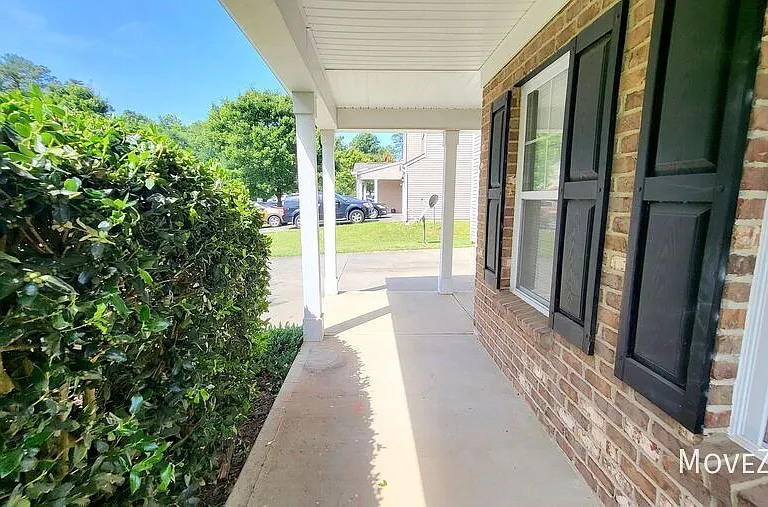 4435 Stonewall Dr — Photo 14