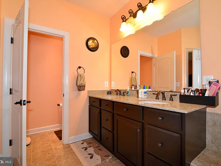 21253 Park Grove Ter — Photo 20