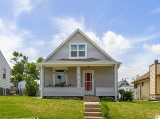 4135 U St, Omaha, NE 68107